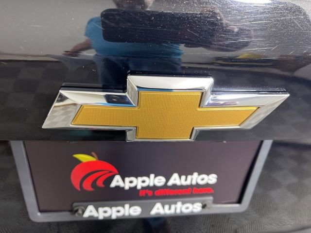 Used 2026 Chevrolet Equinox LT AWD/4WD image 10