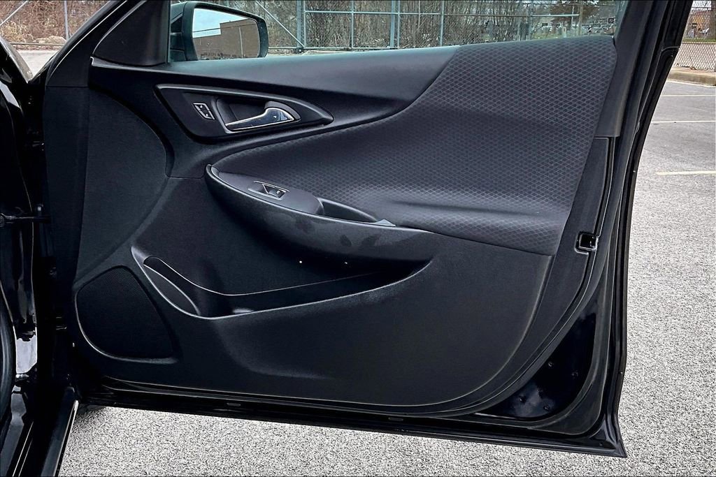 Used 2023 Chevrolet Malibu LT image 22