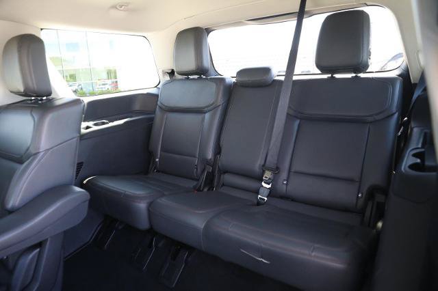 Certified 2025 Ford Expedition Active AWD/4WD image 37