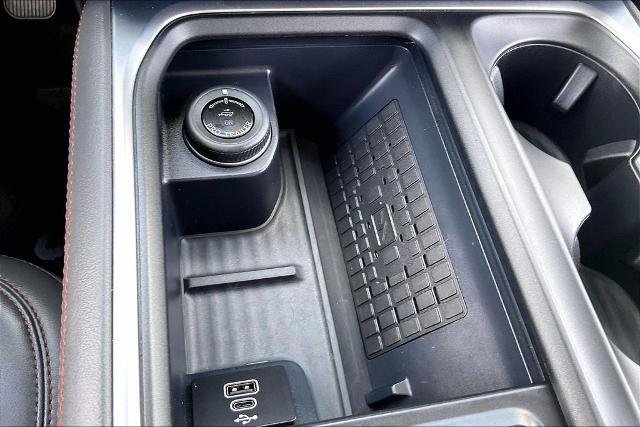 Certified 2025 Ford Expedition Active AWD/4WD image 34