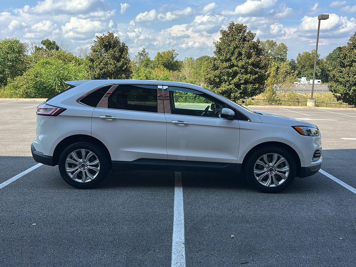 Certified 2022 Ford Edge Titanium w/ Equipment Group 301A AWD/4WD image 6