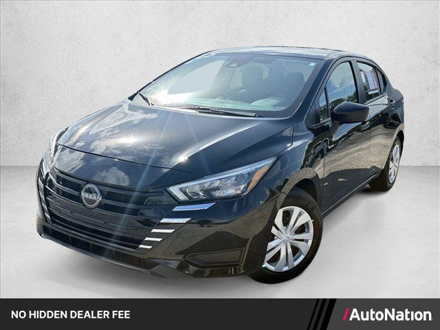 Used 2025 Nissan Versa S w/ Trunk Package FWD image 1