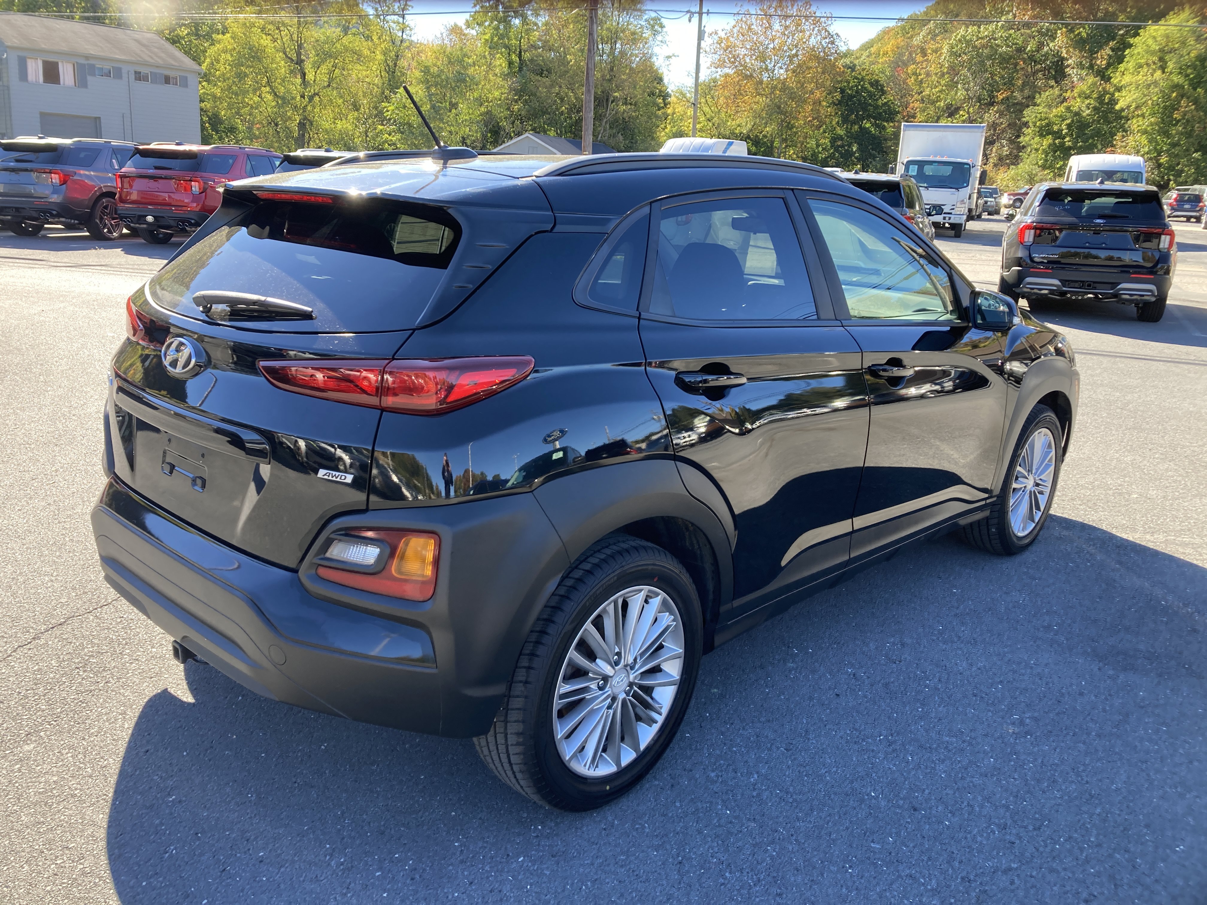 Used 2018 Hyundai Kona SEL w/ SEL Tech Package 02 AWD/4WD image 4