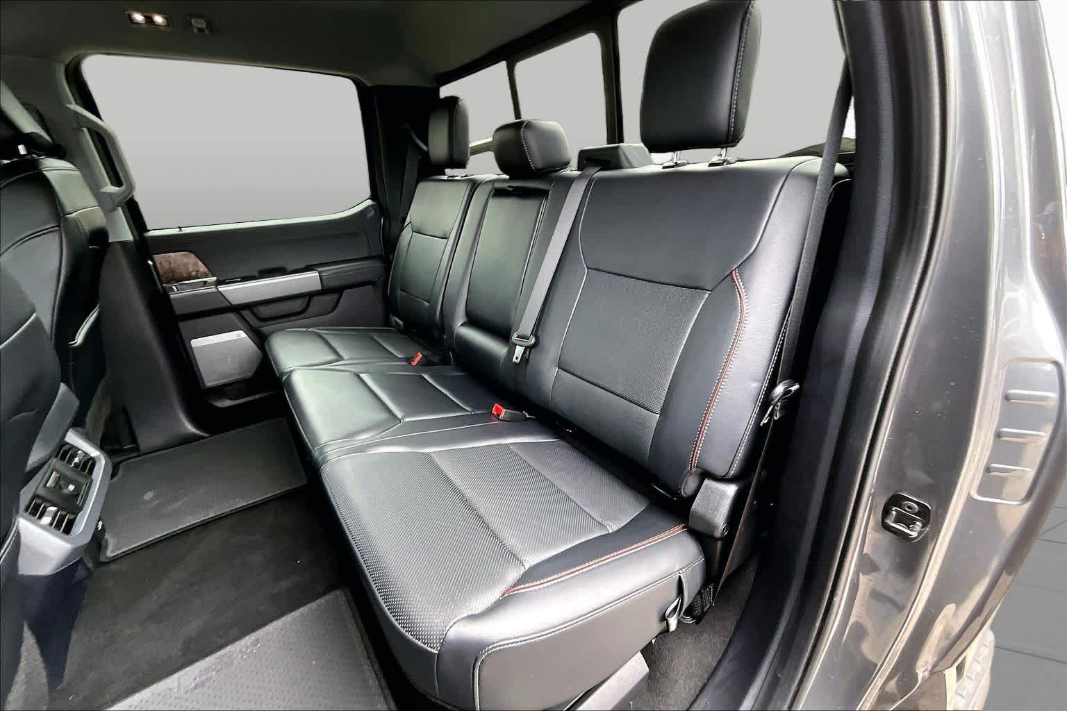 Certified 2024 Ford F250 Lariat w/ Lariat Ultimate Package AWD/4WD image 21