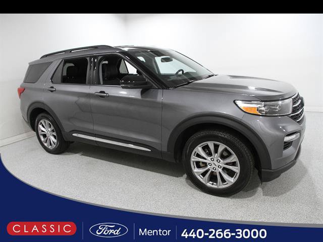 Certified 2024 Ford Explorer XLT w/ Equipment Group 202A AWD/4WD image 1