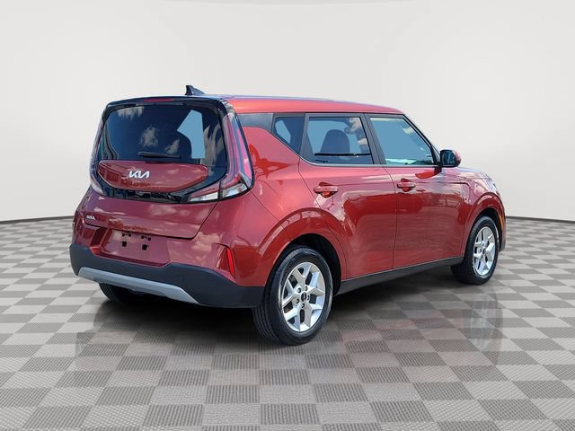 Used 2024 Kia Soul LX w/ Option Group 015 FWD image 5