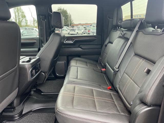 Used 2024 Chevrolet Silverado 2500 High Country w/ High Country Premium Package image 19