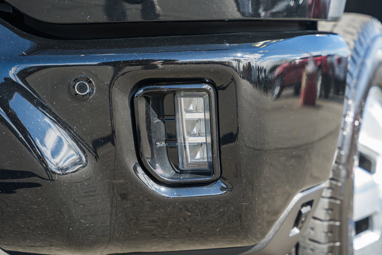 Used 2024 Chevrolet Silverado 3500 High Country w/ High Country Premium Package image 19