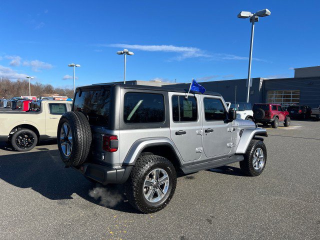 Used 2018 Jeep Wrangler Unlimited Sahara w/ Dual Top Group image 5