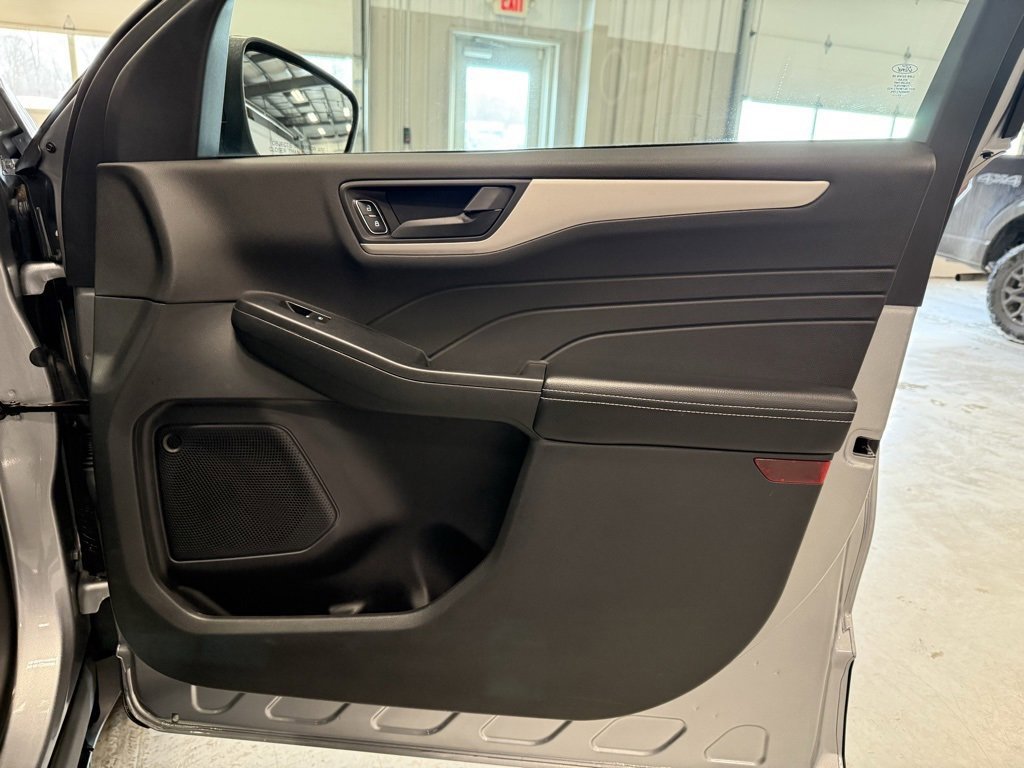 Certified 2022 Ford Escape SE w/ Convenience Package image 13