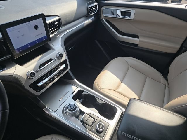 Certified 2023 Ford Explorer XLT w/ Equipment Group 202A AWD/4WD image 29