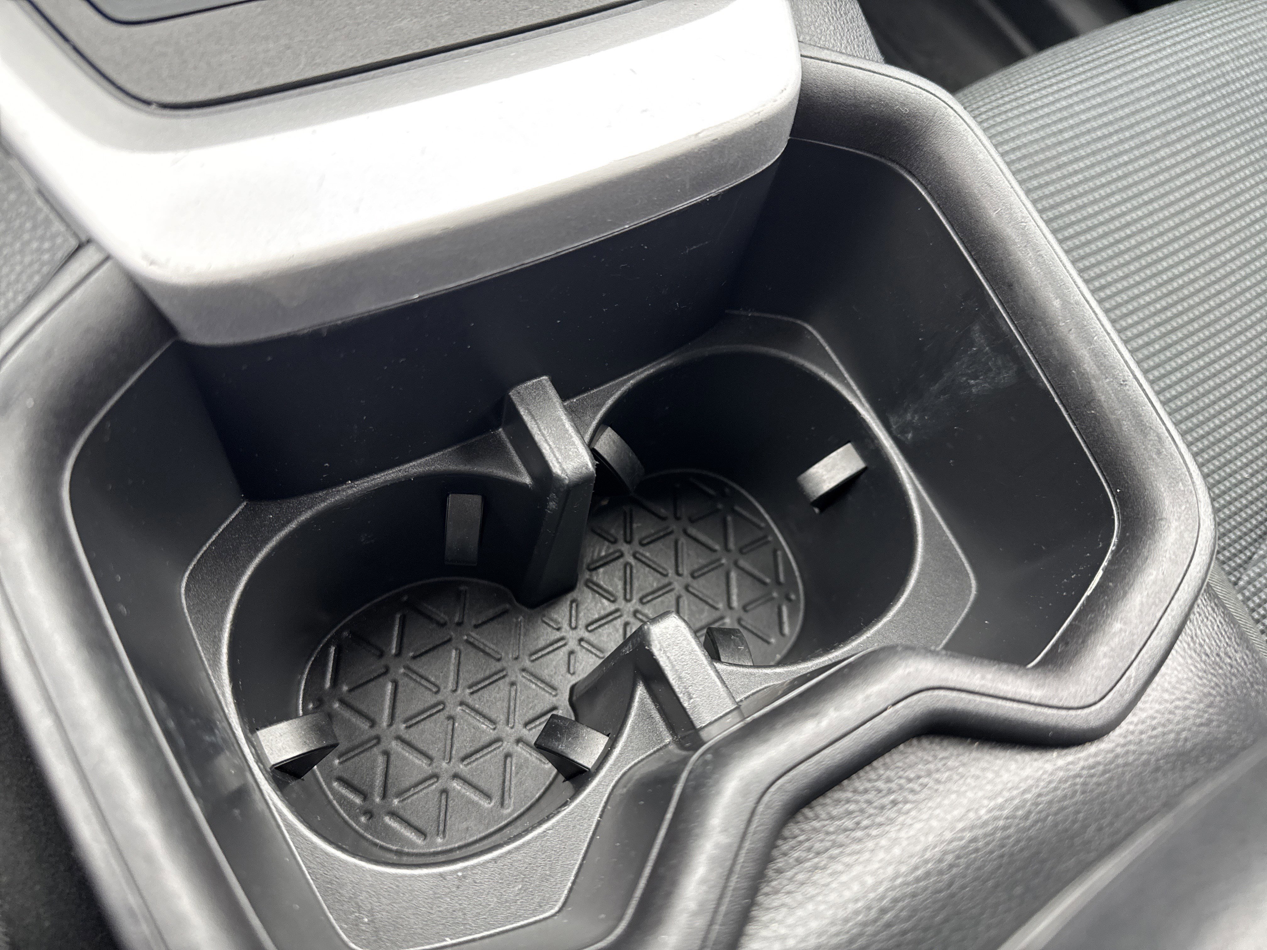 Used 2024 Toyota RAV4 LE image 26