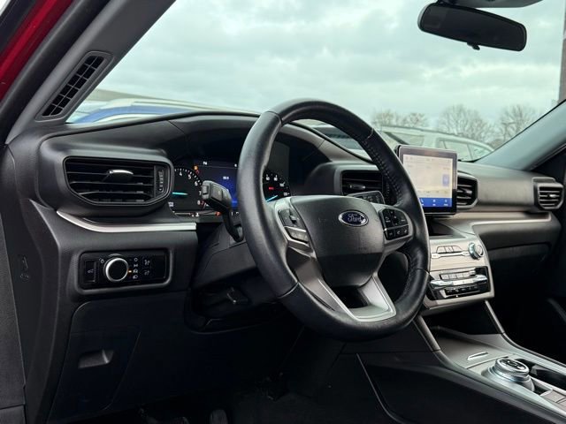 Certified 2023 Ford Explorer XLT image 24