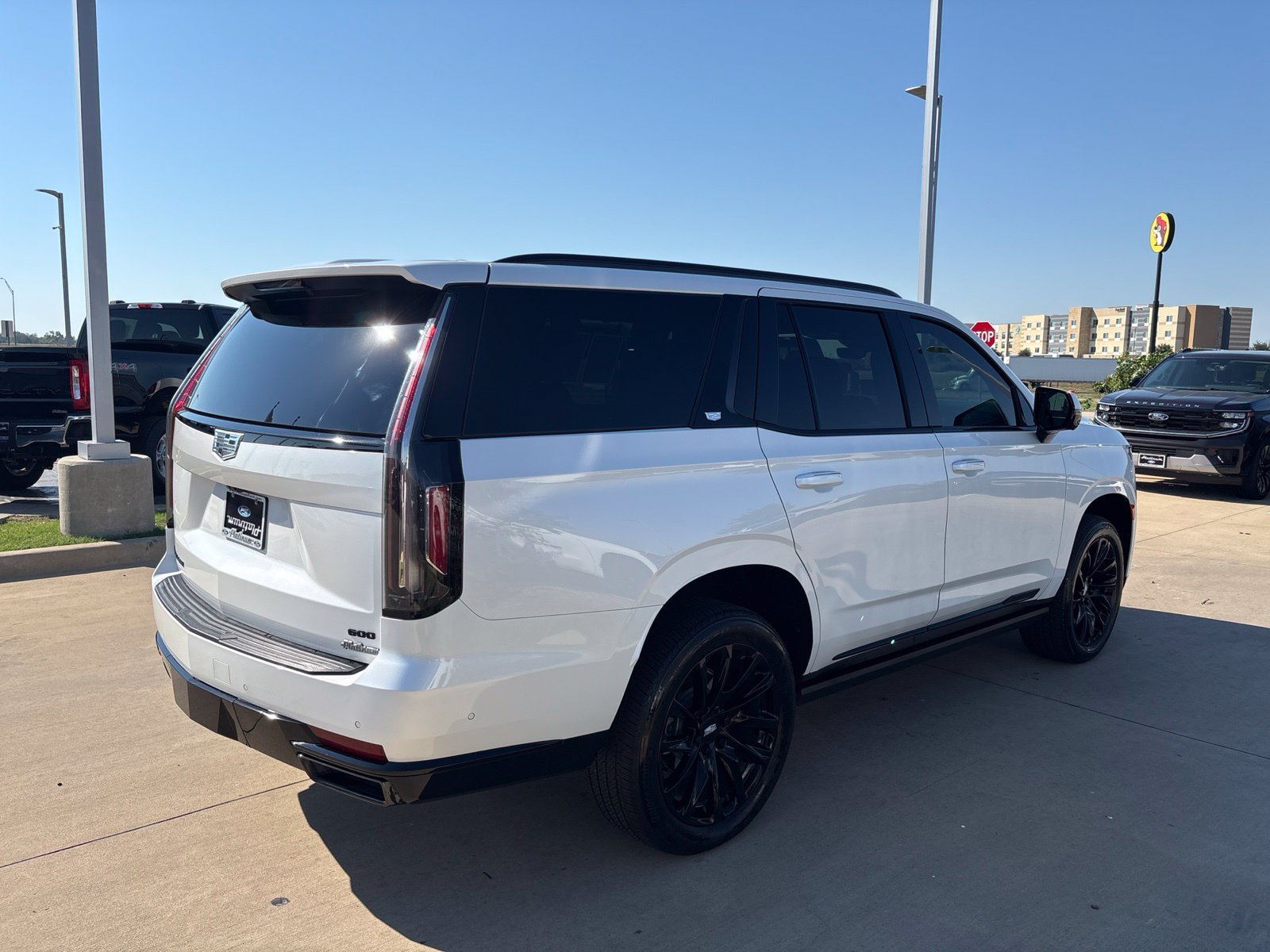 Used 2024 Cadillac Escalade Sport Platinum w/ LPO, ONYX Package AWD/4WD image 5