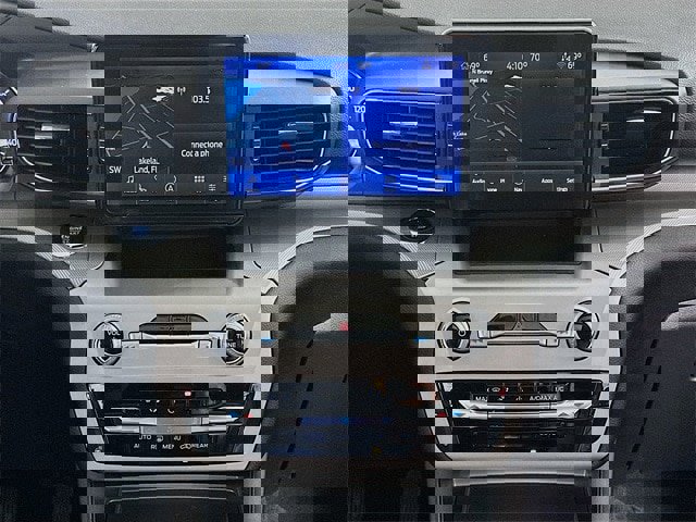 Certified 2022 Ford Explorer XLT w/ Equipment Group 202A image 16