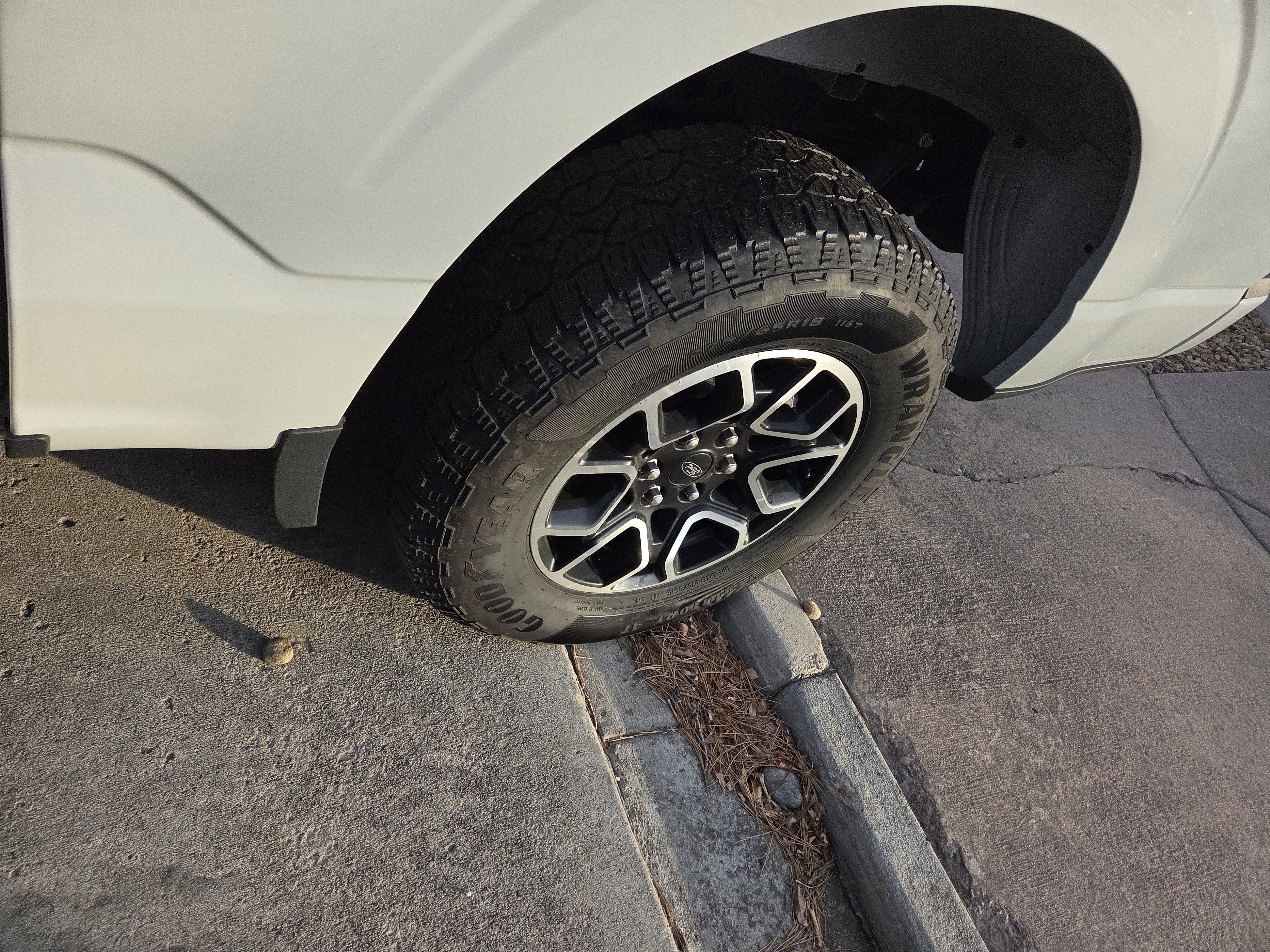 Certified 2023 Ford F150 XLT w/ Equipment Group 302A High image 11