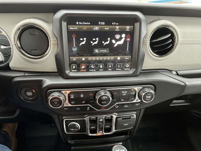 Used 2021 Jeep Wrangler Unlimited Sahara image 14