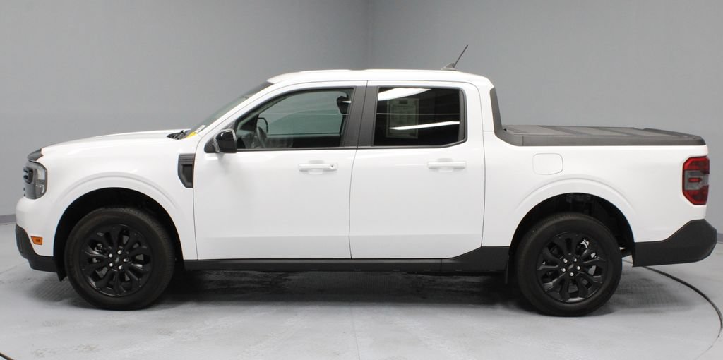 Certified 2024 Ford Maverick Lariat w/ Black Appearance Package AWD/4WD image 9