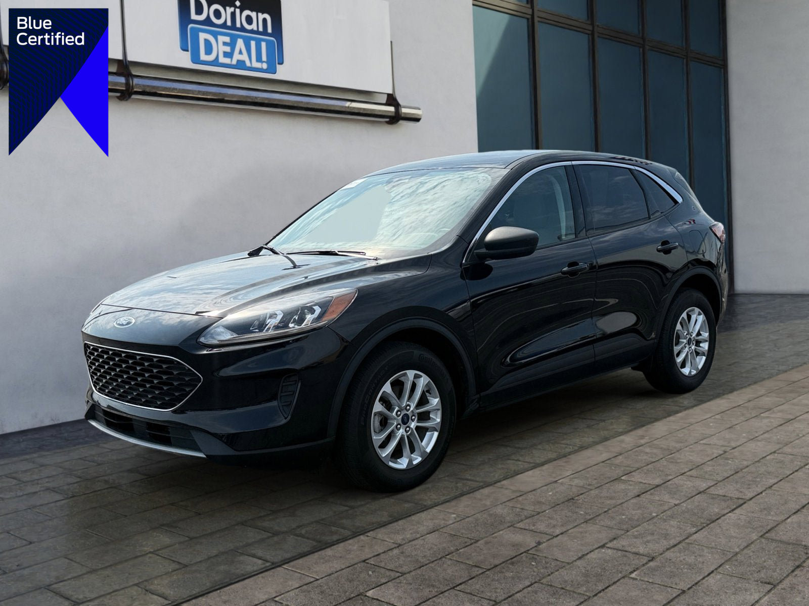 Certified 2022 Ford Escape SE w/ Cold Weather Package image 1