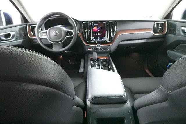 Used 2023 Volvo XC60 T8 Plus AWD/4WD image 12