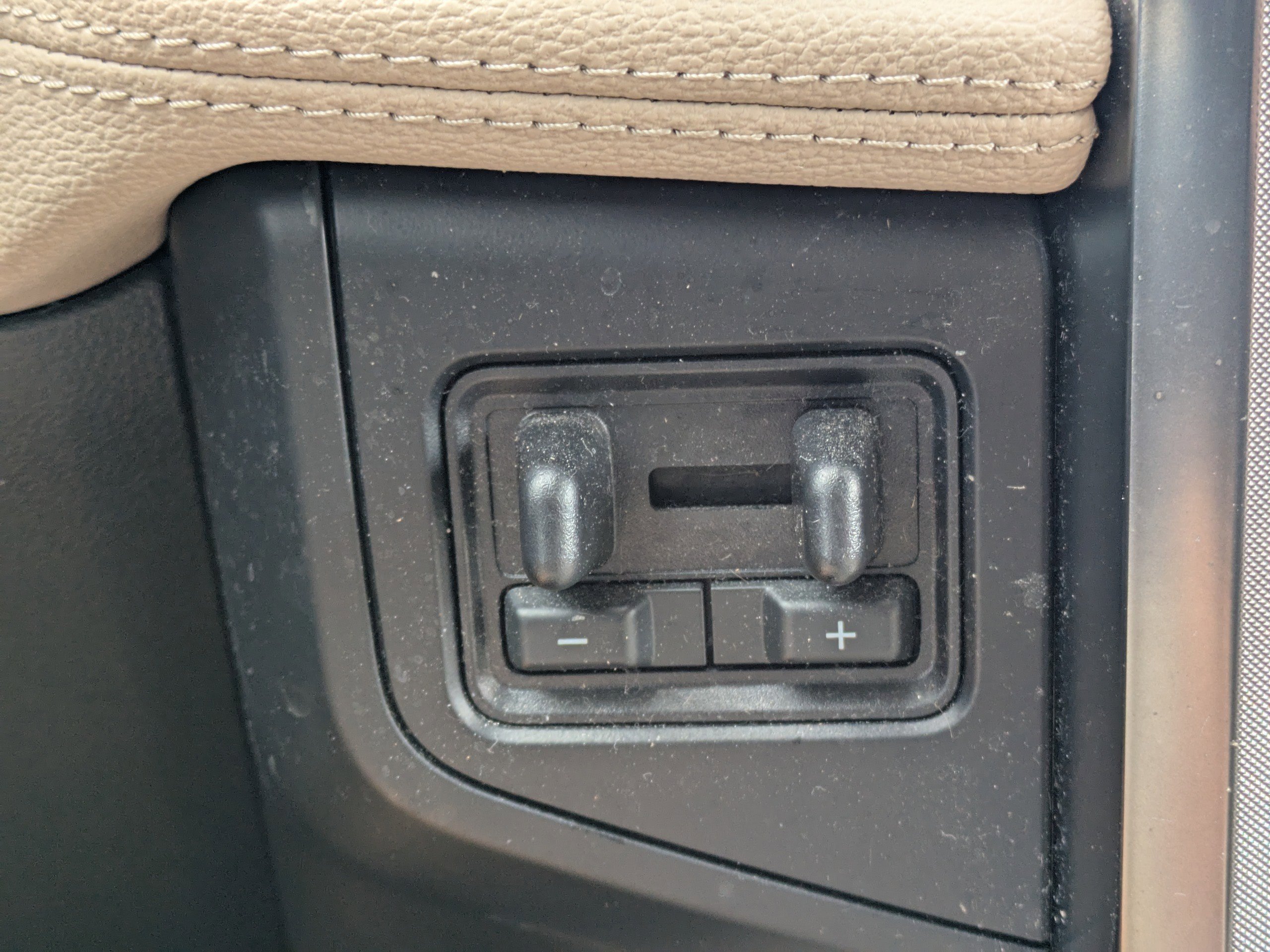 Certified 2023 Ford Expedition Max Limited image 28