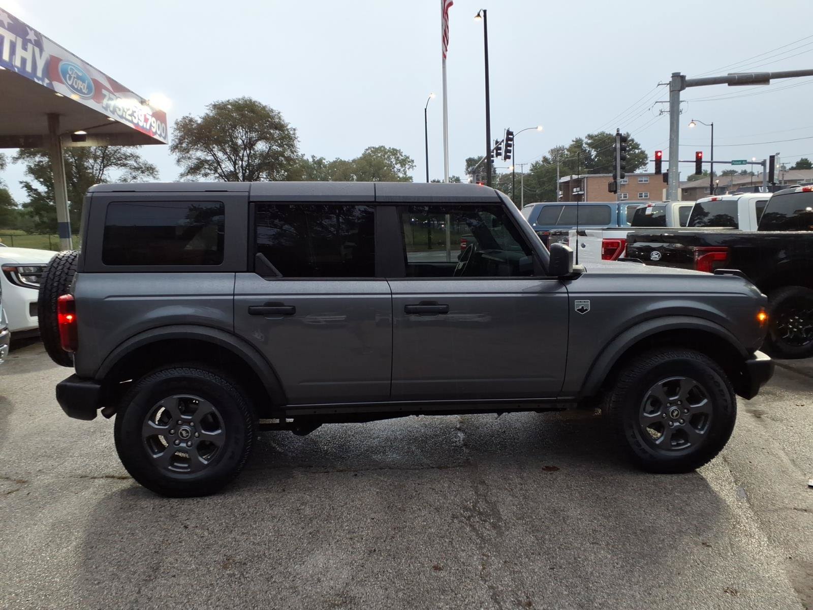 Certified 2023 Ford Bronco Big Bend AWD/4WD image 2