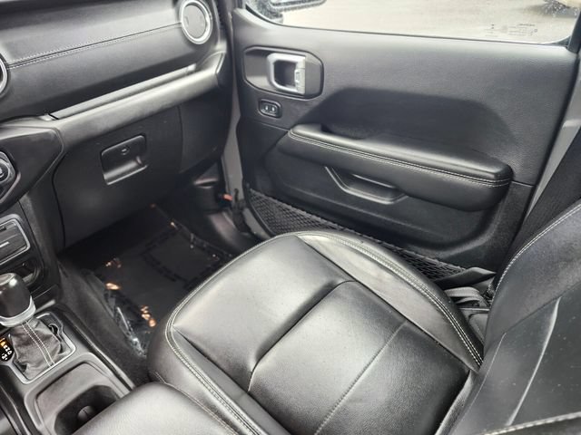 Used 2021 Jeep Wrangler Unlimited Sahara AWD/4WD image 15