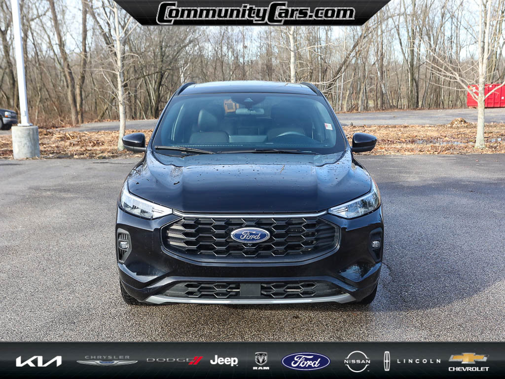 Certified 2023 Ford Escape ST-Line Select w/ Tech Pack #2 image 10