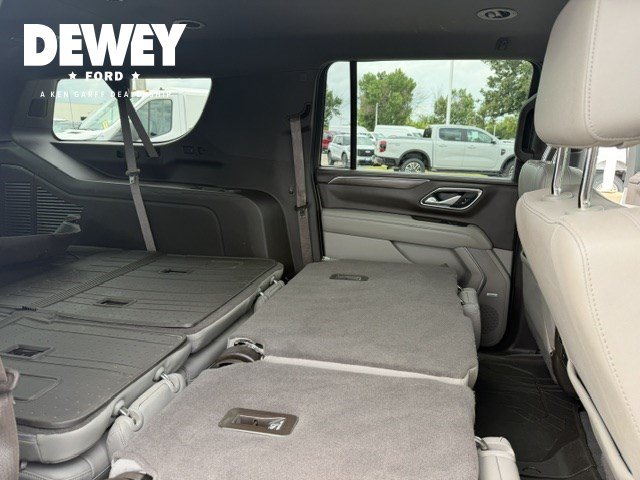 Used 2022 Chevrolet Suburban Z71 w/ Off-Road Capability Package AWD/4WD image 40