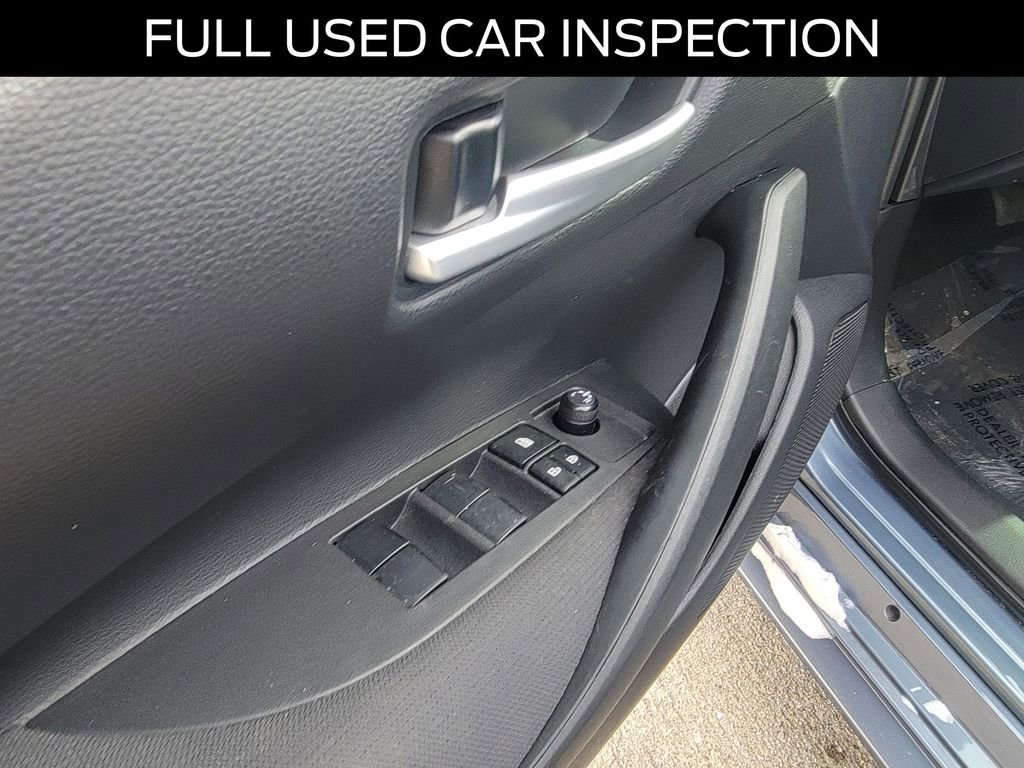 Used 2021 Toyota Corolla LE image 17