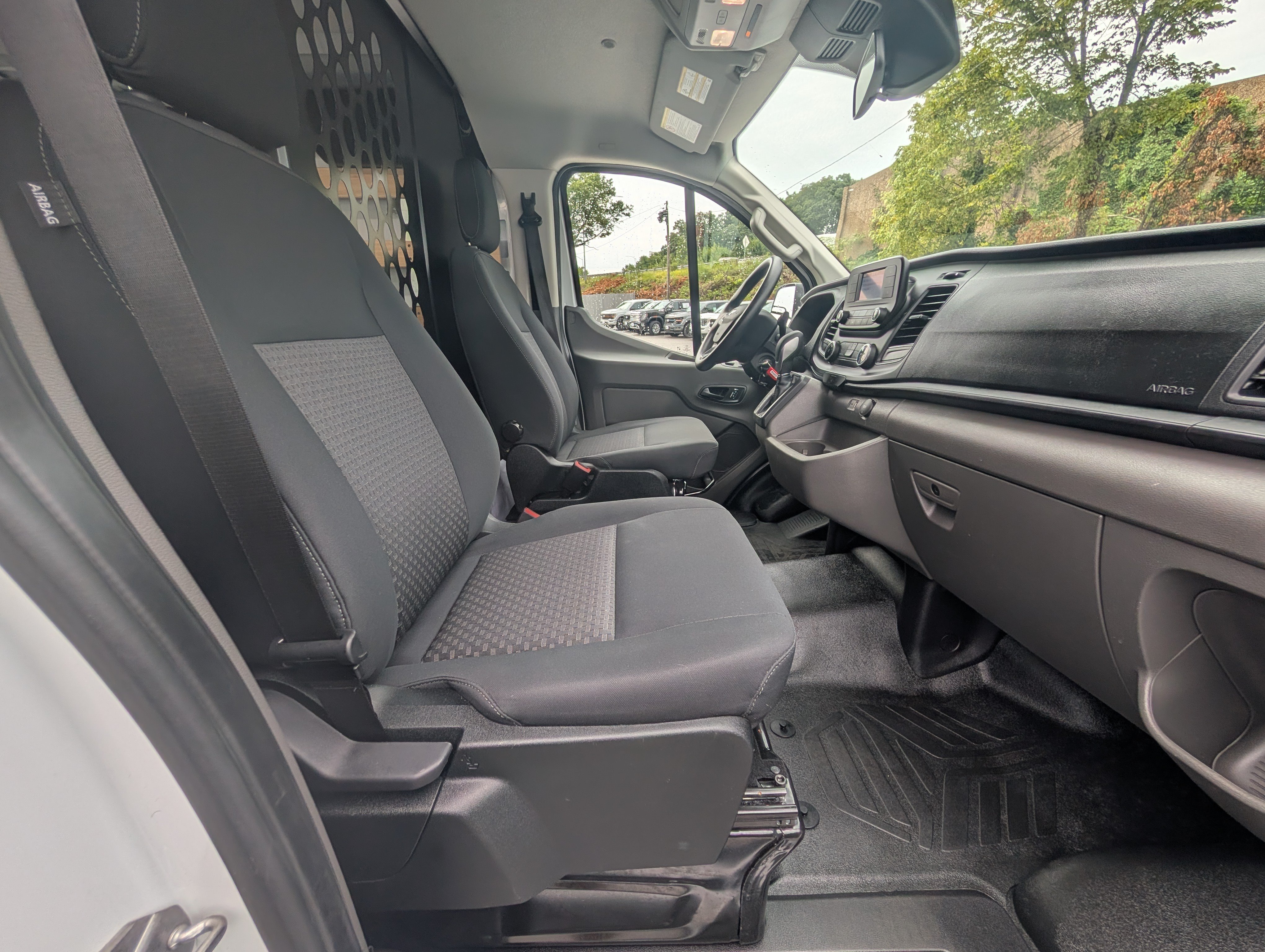 Certified 2025 Ford Transit 250 Low Roof w/ Exterior Upgrade Package RWD image 12