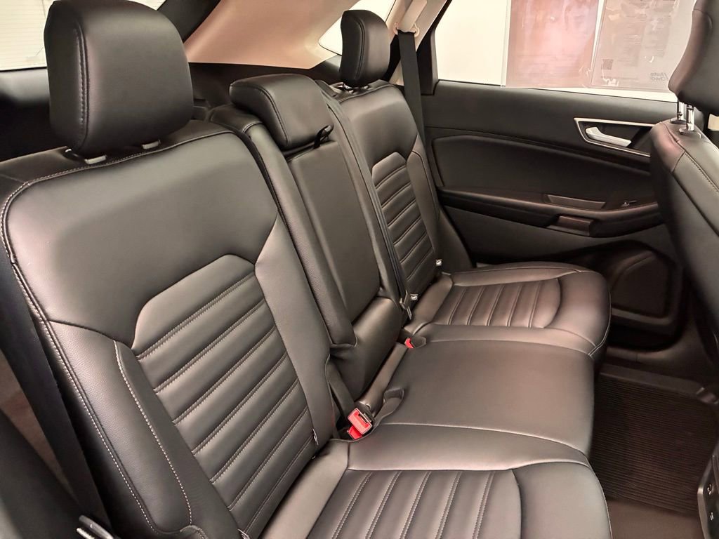 Certified 2022 Ford Edge SEL w/ Convenience Package image 32