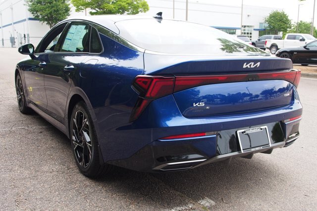 Used 2025 Kia K5 GT-Line w/ GT-Line Premium Package FWD image 5