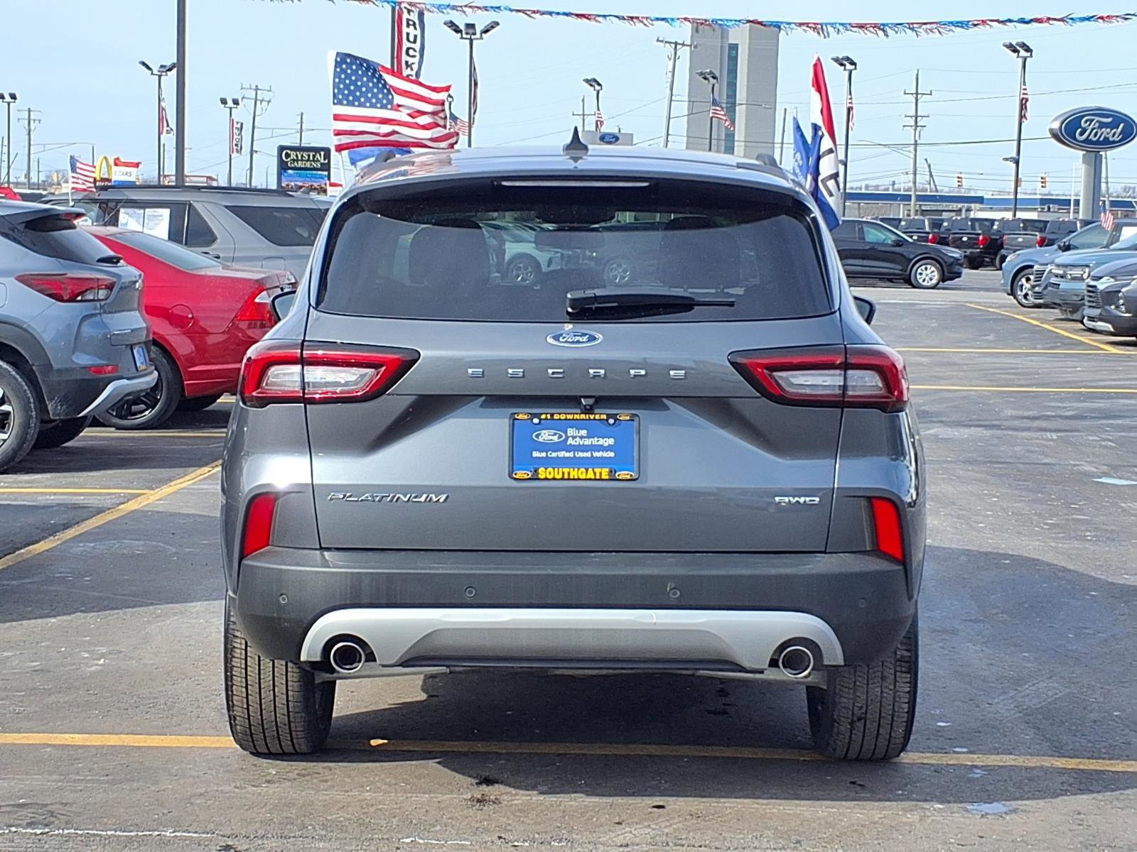 Certified 2023 Ford Escape Platinum image 2