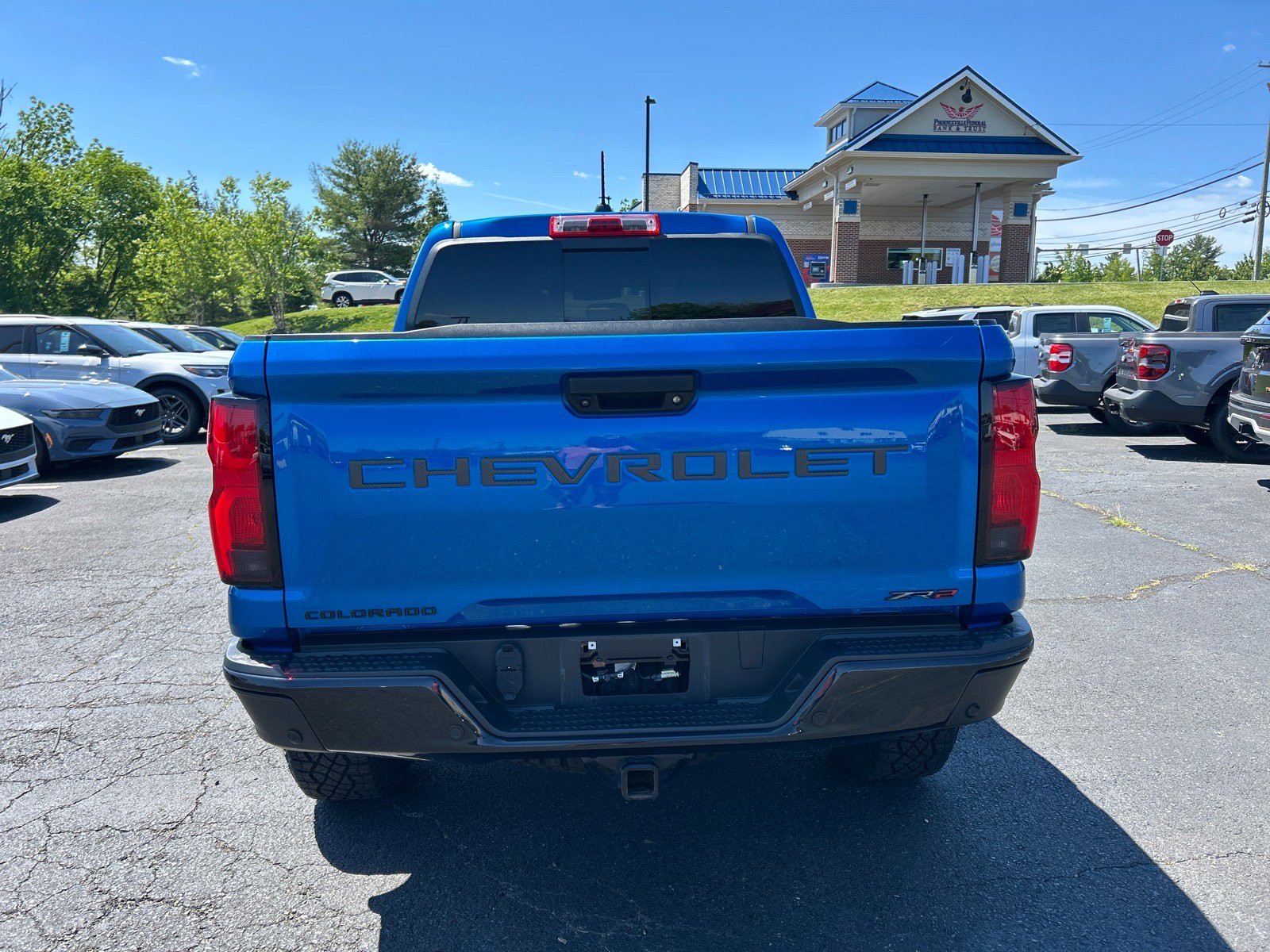 Used 2024 Chevrolet Colorado ZR2 w/ ZR2 Convenience Package III AWD/4WD image 12