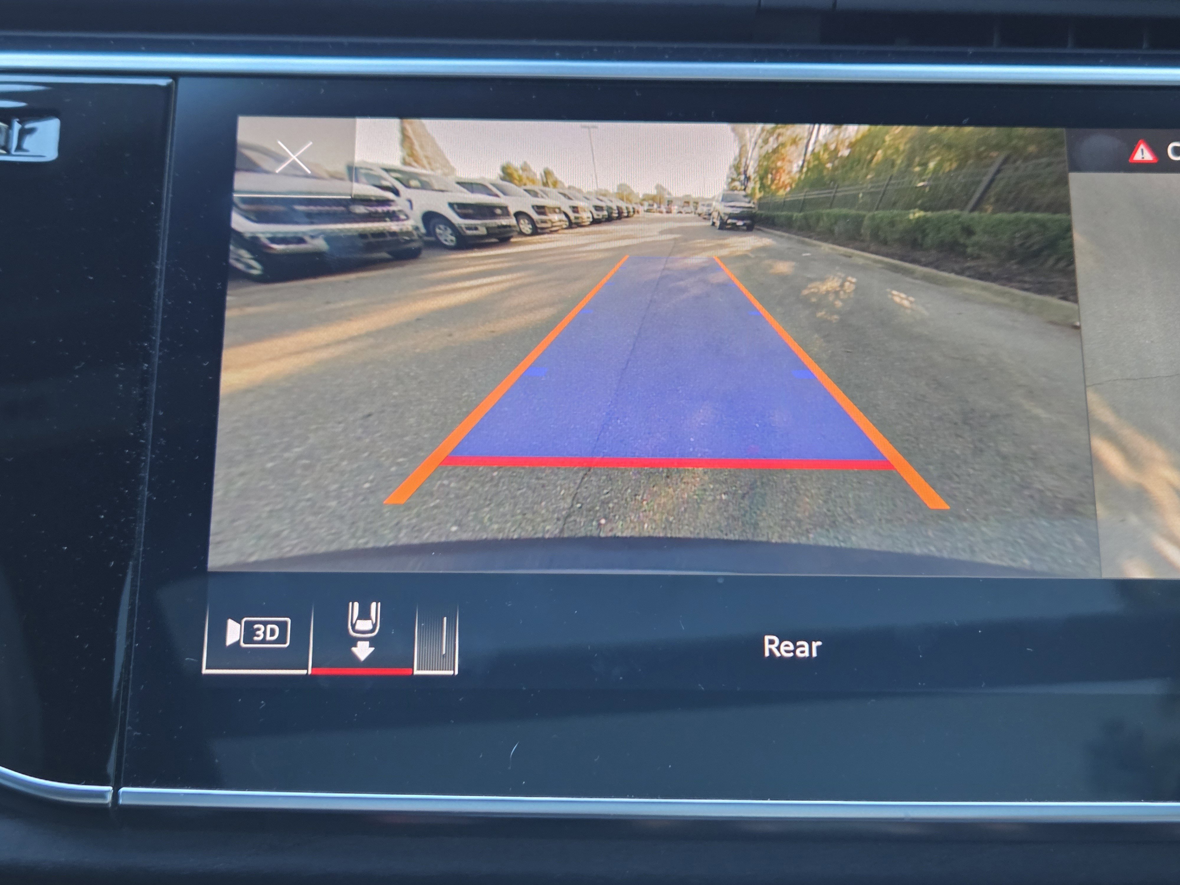 Used 2021 Audi Q8 Prestige w/ Prestige Package image 20