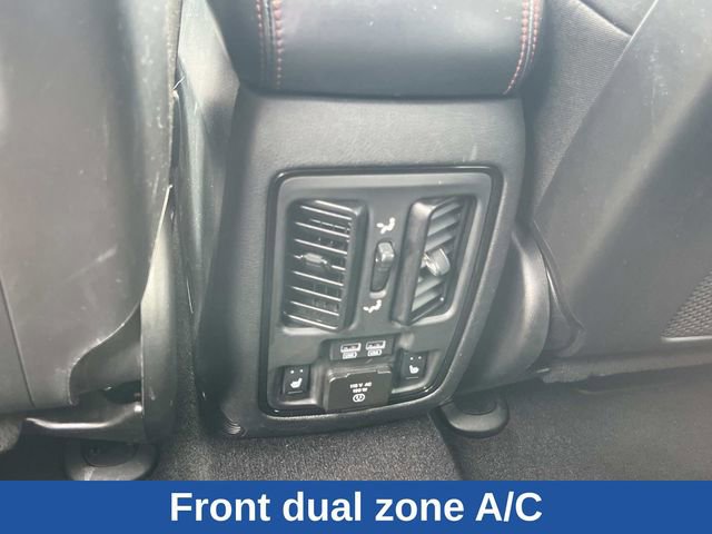 Used 2024 Dodge Durango GT RWD image 22