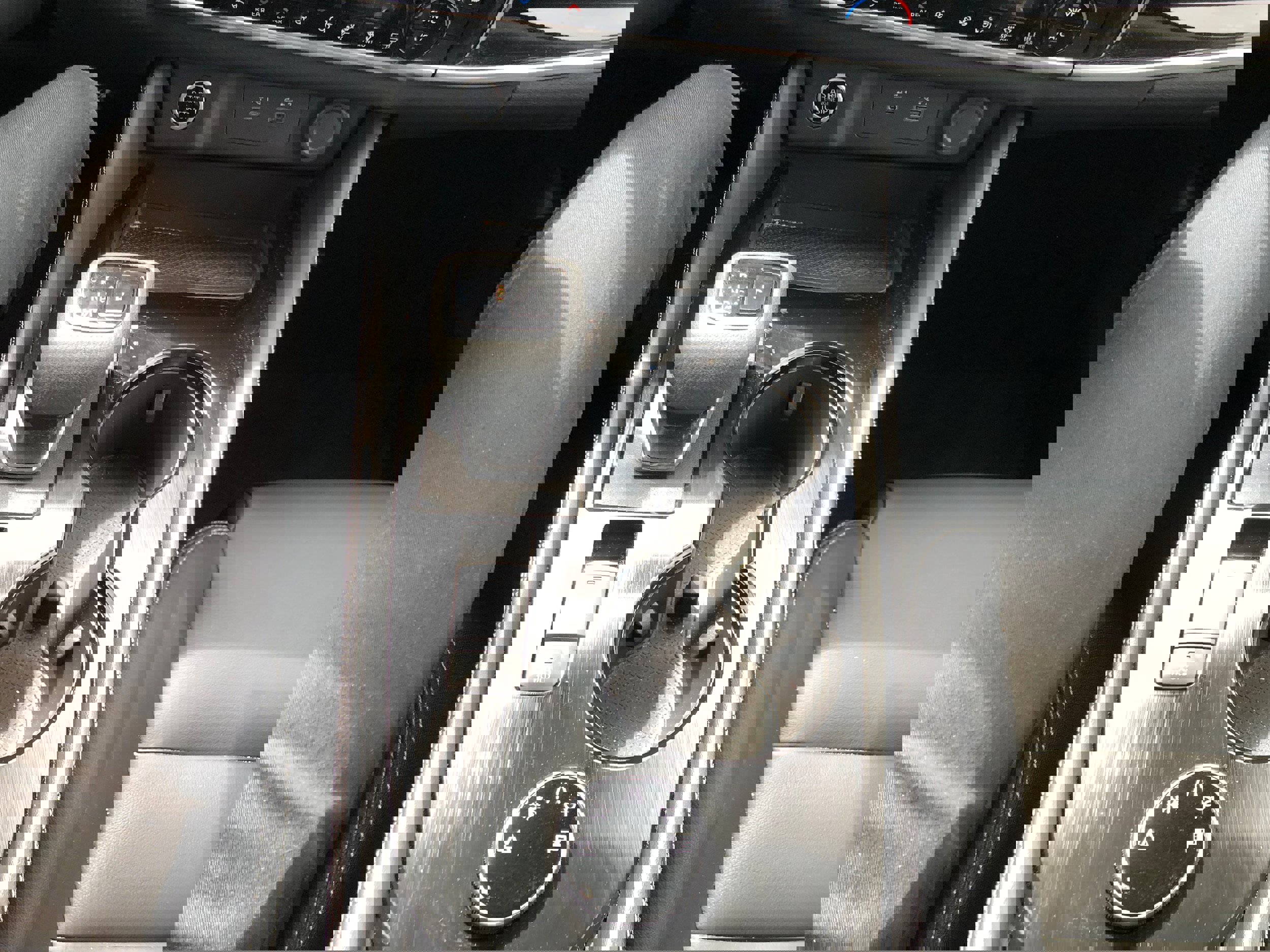 Used 2022 Nissan Rogue SL w/ SL Premium Package image 13