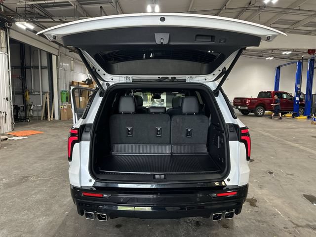 Used 2024 Chevrolet Traverse RS AWD/4WD image 25