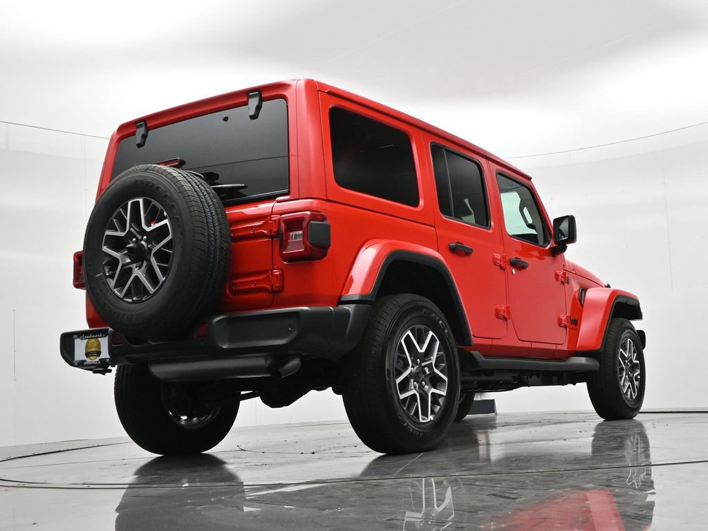 Used 2026 Jeep Wrangler Unlimited Sahara AWD/4WD image 21