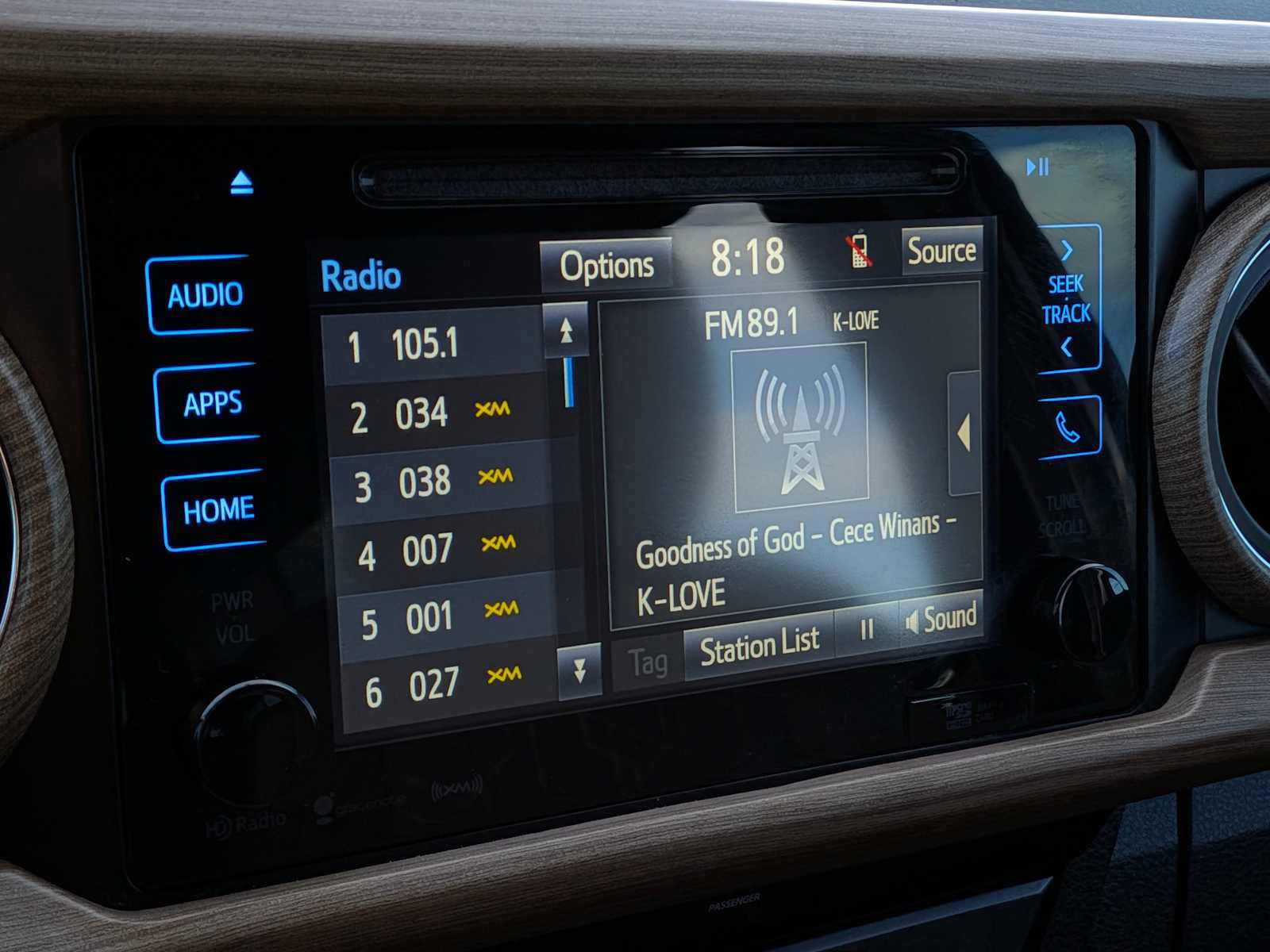 Certified 2025 Ford Maverick Lariat AWD/4WD image 44