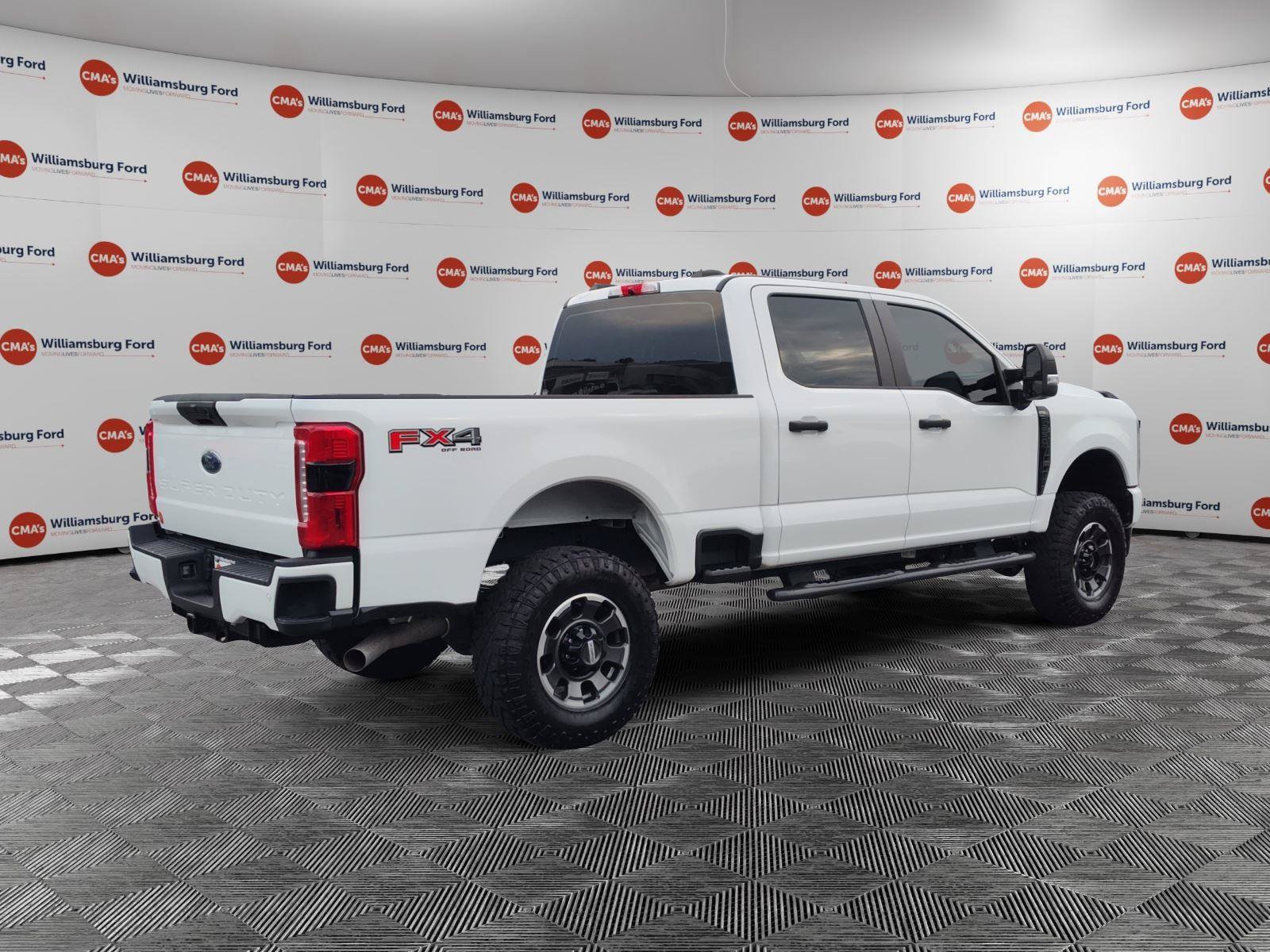 Certified 2024 Ford F250 XL w/ STX Appearance Package AWD/4WD image 5
