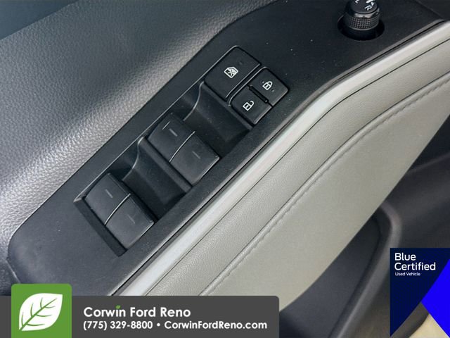 Used 2023 Toyota Highlander XLE AWD/4WD image 22
