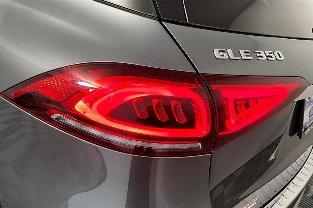 Used 2022 Mercedes-Benz GLE 350 w/ Premium Package image 29
