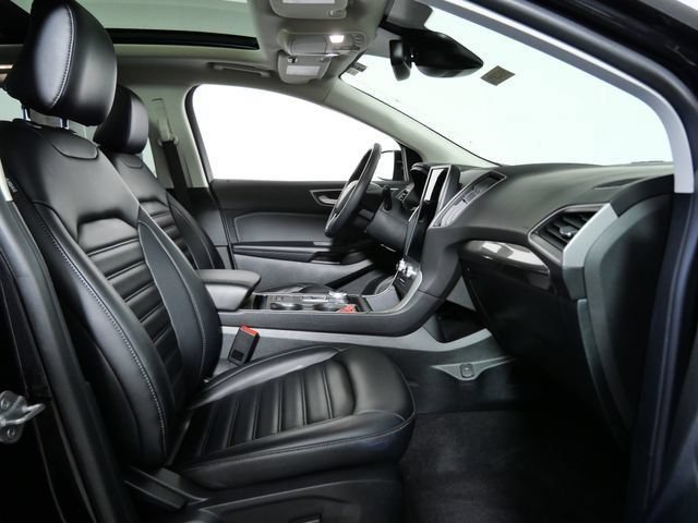 Certified 2024 Ford Edge SEL w/ Convenience Package AWD/4WD image 7
