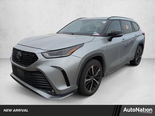 Used 2021 Toyota Highlander XSE image 1