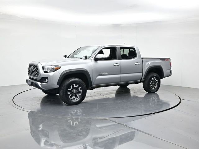Used 2023 Toyota Tacoma TRD Off-Road w/ Technology Package AWD/4WD image 6
