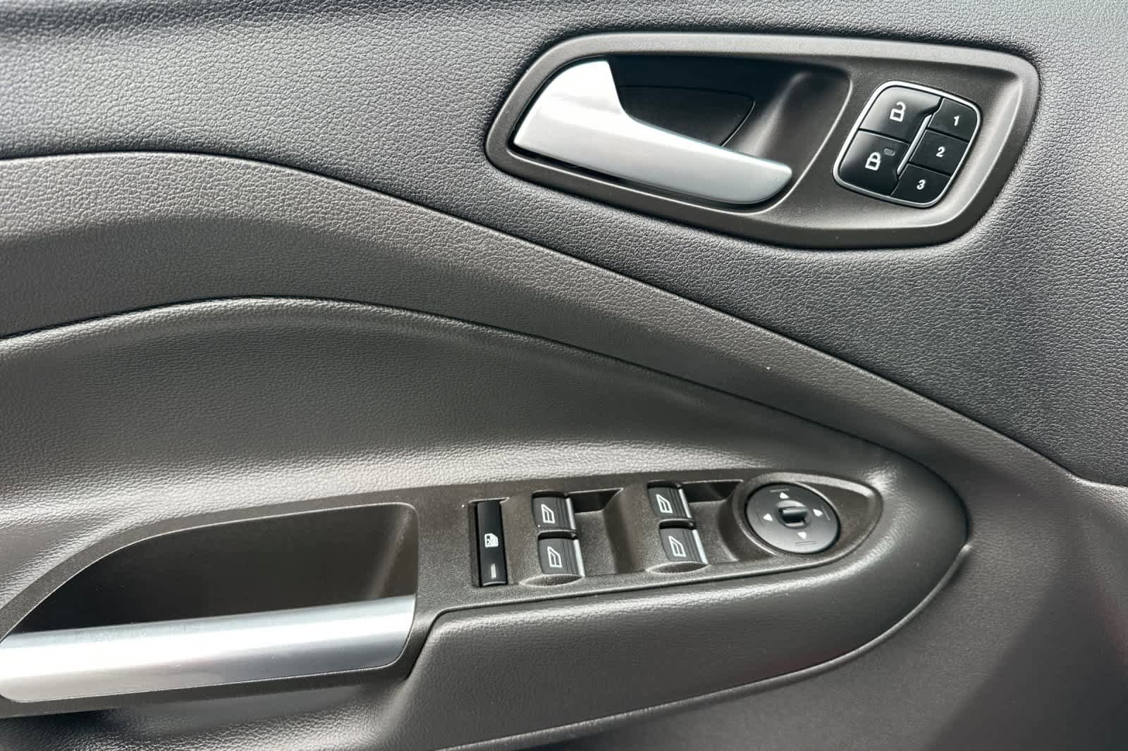 Certified 2017 Ford Escape Titanium AWD/4WD image 12