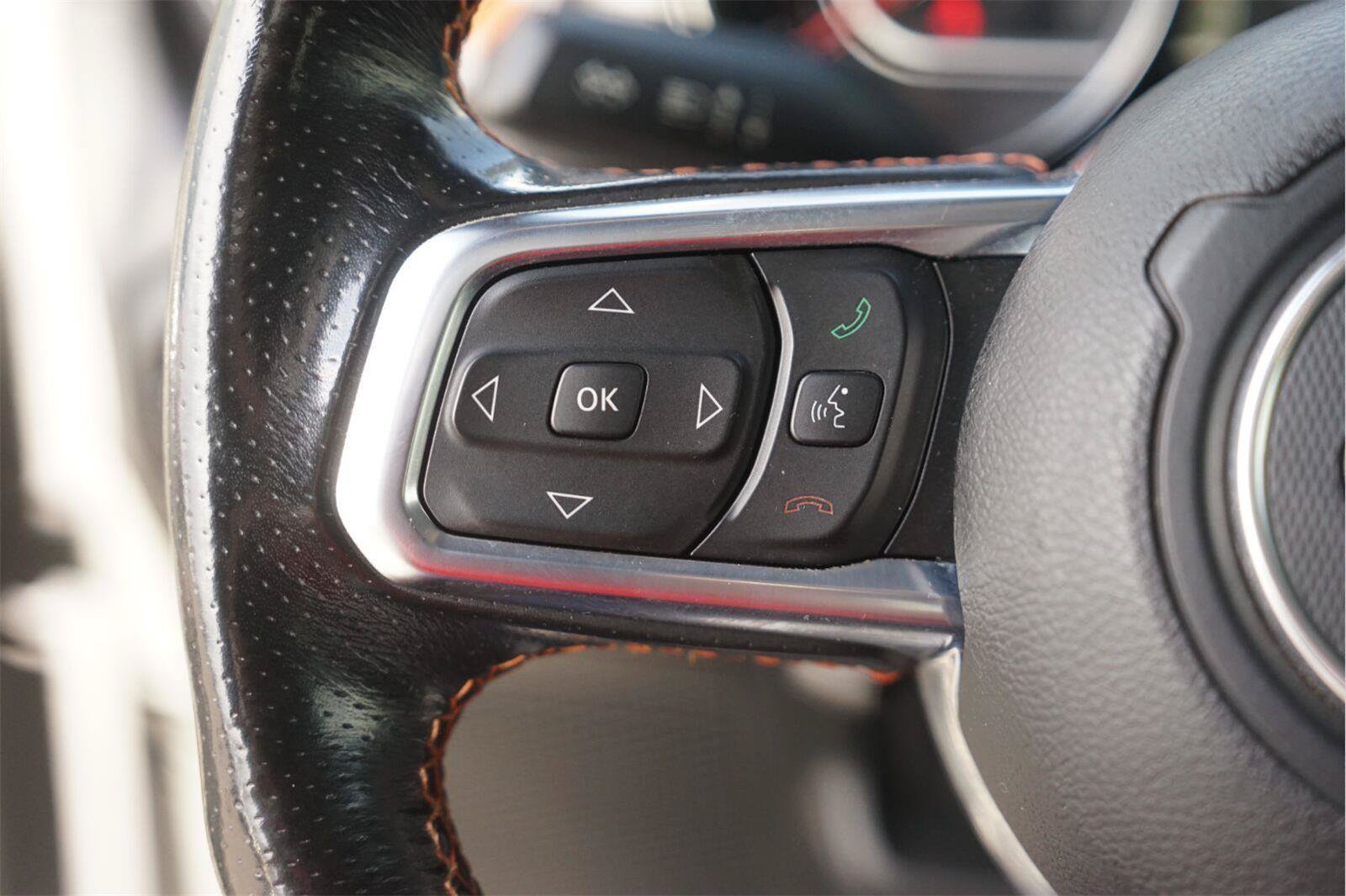 Used 2020 Jeep Gladiator Mojave AWD/4WD image 22