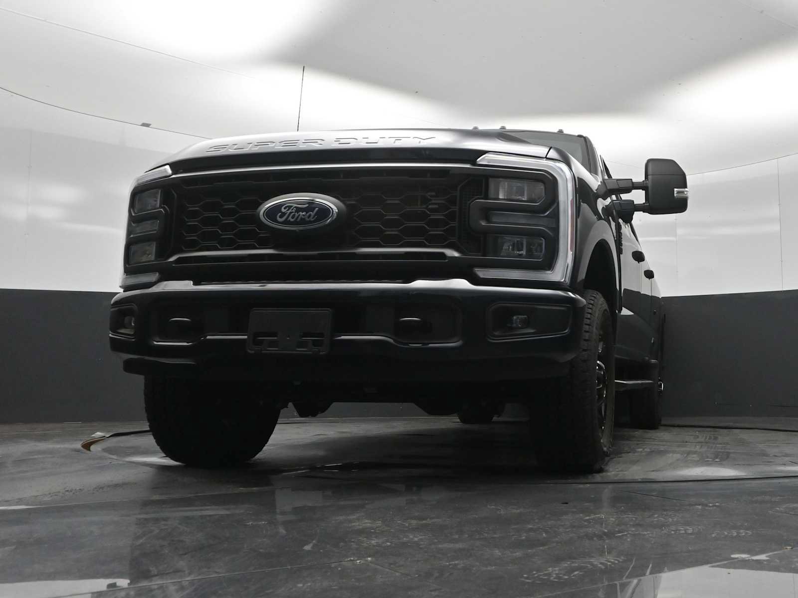 Certified 2024 Ford F250 XL w/ STX Appearance Package AWD/4WD image 19